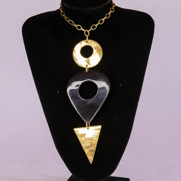 Neckpiece